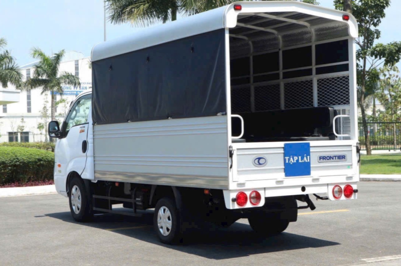 KIA FRONTIER K200 TẬP LÁI